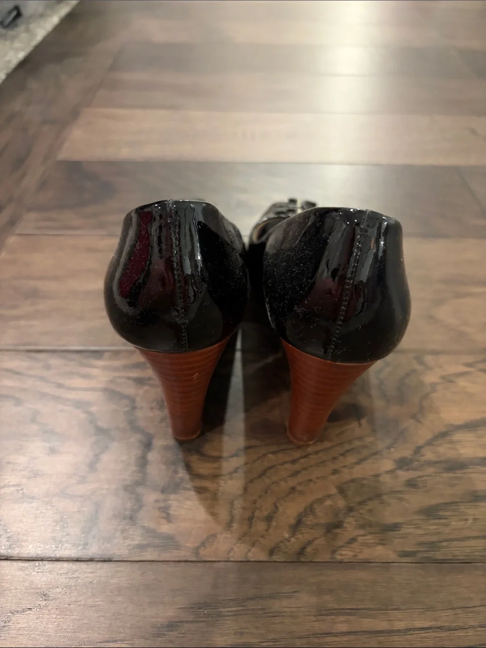 Tory Burch Lowell Black Patent Wedge Peep Toe Heels Sz 7.5